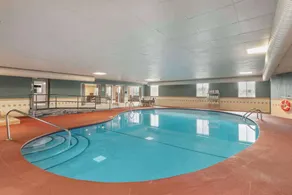 Quality Inn Newton at I-80 - Pool