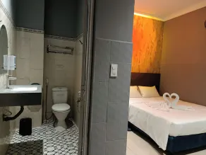 Japan Luna Hotel Binh Duong -BAYLUXURY - Camera