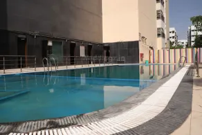 Cambay Grand - Piscina