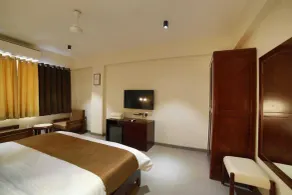 Hotel Marigold Mount Abu - With Swimming Pool - Room