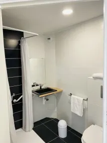 Premiere Classe Rennes Ouest - Le Rheu - Badeværelse