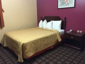 Holiday Lodge - Room