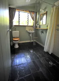 Emma Tiver Heritage Cottage - Badezimmer