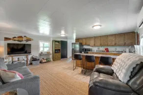 'cast a Line Cabin' w/ Dock on Weiss Lake - Interior