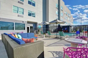 Tru by Hilton Baton Rouge Citiplace, LA - Piscine