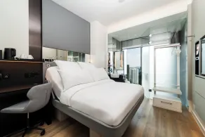 YOTEL Singapore Orchard Road - Room
