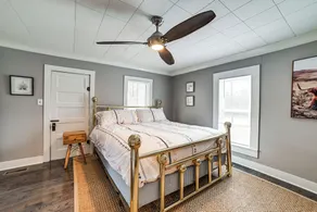 Peaceful Cottage w/ Yard: 2 Mi to Kentucky Lake! - Interiør