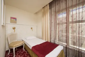 Meriton Old Town Garden Hotel - Room