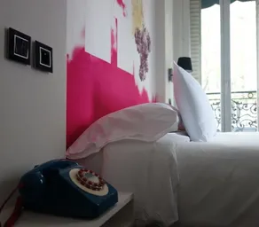 Hôtel des Arts - Chambre