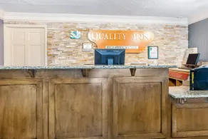 Quality Inn Findlay - Lobby