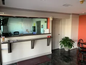 Americas Best Value Inn Hobby Airport - Lobby