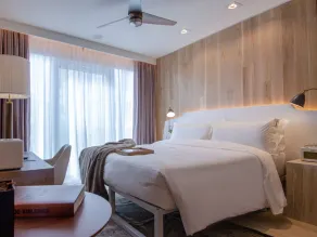 Browns Avenue Hotel - Room