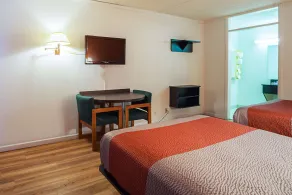 Motel 6-Tifton, GA - Room
