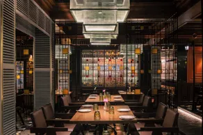 10 Park Street Hotel & Banquets - Restaurant
