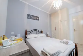 Vasilis Home - Rom
