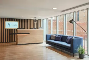 Holiday Inn Express London Limehouse by IHG - Resepsjon