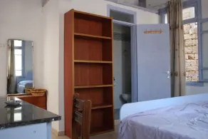 Nzar Khoury for Hosting - Room