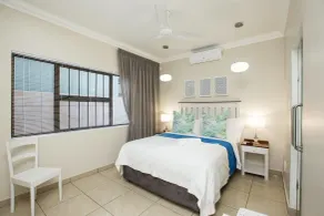 At Doms B&B - Room