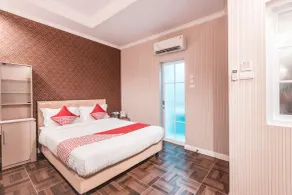 Capital O 371 Kwitang Guest House - Room