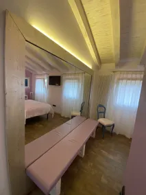 Le Fate Corbezzole - Room