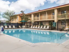La Quinta Inn by Wyndham New Orleans West Bank / Gretna - Pool