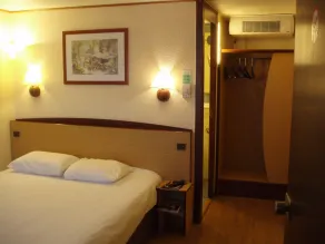 Campanile NATURE - Moulins Avermes - Room