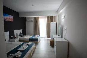 MOONBOW BEACH HOTEL - Room