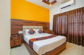 FabHotel Greenwood Xpress Inn - Nr Manipal Hospital - Quarto