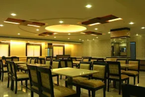 Townhouse Oak Madhapur Nera Regency - Restaurant