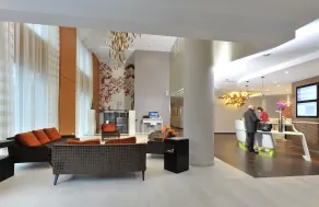 Novotel Suites Paris Issy Les Moulineaux - Sitteområde i lobbyen