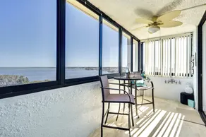 Resort-Style Penthouse w/ Patio in Hudson! - Innenbereich