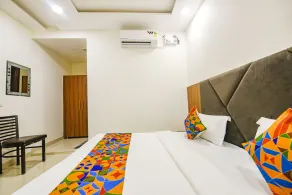 SOLACE INN near GOLDEN temple - Zimmer