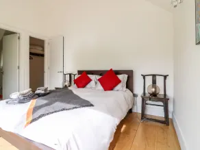 The Den - Chambre