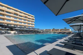 Sun Beach Resort - Pool