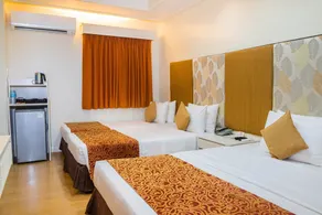 La Piazza Hotel and Convention Center  - Chambre