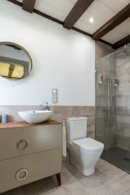 Casa con jardín, barbacoa y piscina | Vistas a la ciudad | Adaptada para el teletrabajo - Baño