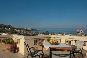 Villiana Holiday Apartments - Room