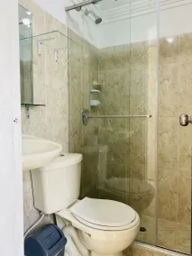 Hotel West California - Bathroom
