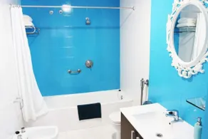 Hugo Beach Hotel & Apartments - Bathroom
