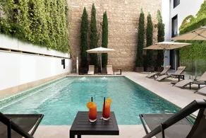 H10 Palacio Colomera - Piscine