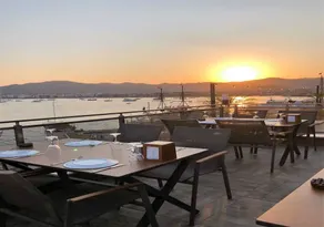 Liman Deluxe Hotel - Restaurang