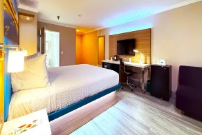 Days Inn by Wyndham Los Angeles LAX South Bay Beach City LA - Chambre
