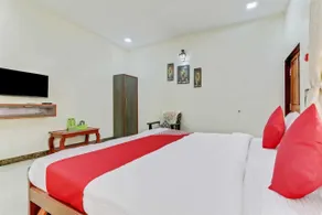 Ekdant Holiday Home Ganpatipule - Room