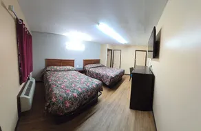 Candle Light Motel - Rum