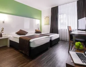 Hotel Mondial - Room