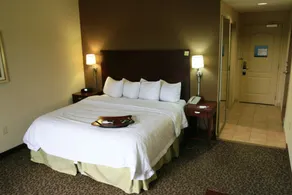 Hampton Inn & Suites West Point - Chambre