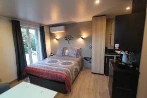 La chambre des Onglous - Camera