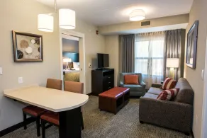 Staybridge Suites Albany Wolf Rd-Colonie Center by IHG - Zimmer