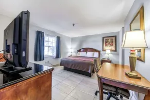 Rodeway Inn & Suites Haines City - Winter Haven - Chambre