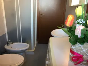 Cozy apartment with balcony-Beahost - Badrum